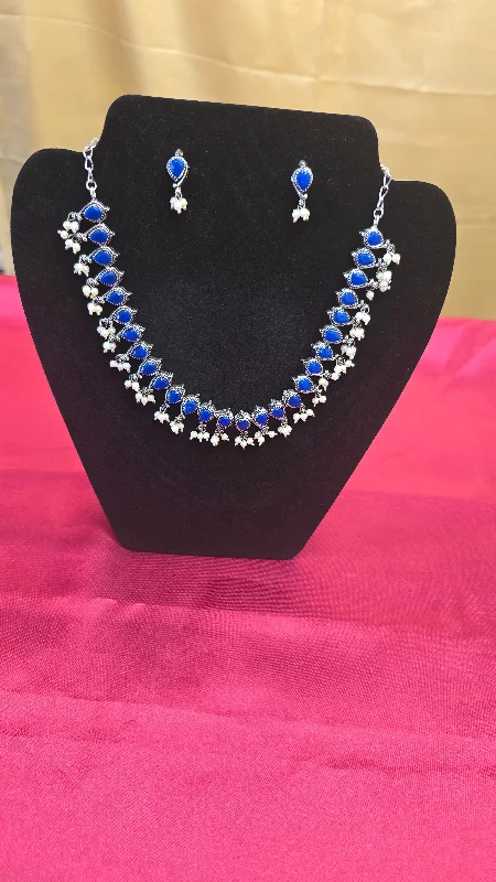 Best necklaces and pendants with silver chains for a sleek, timeless look-Blue Necklace Set With Bunch Of Pearls