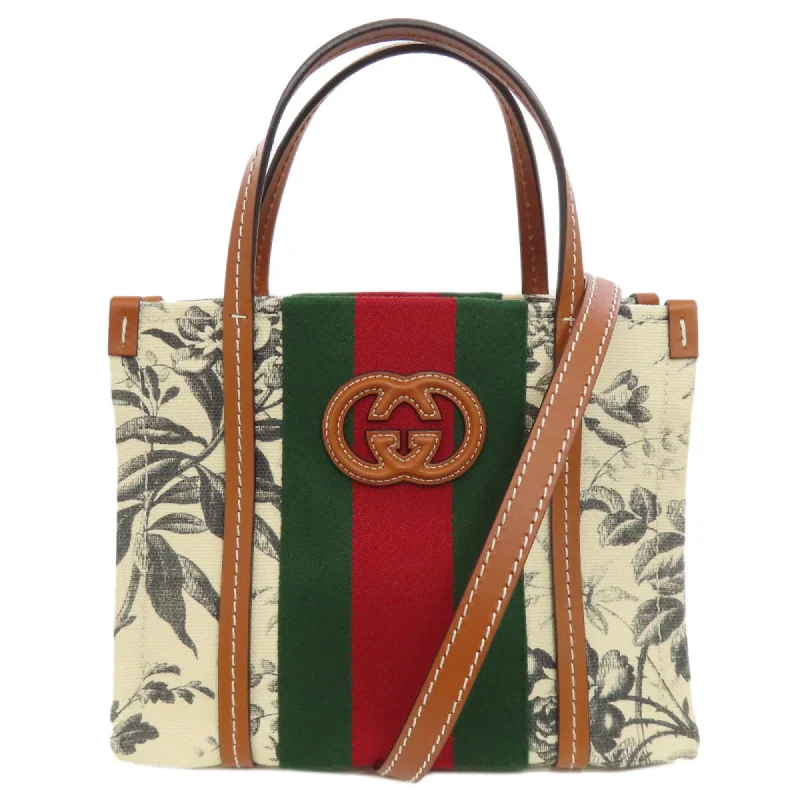 Handle bags with sturdy leather grip accents -Quilted handle bags for a luxurious touch -Gucci   Canvas Tote Bag (Pre-Owned)