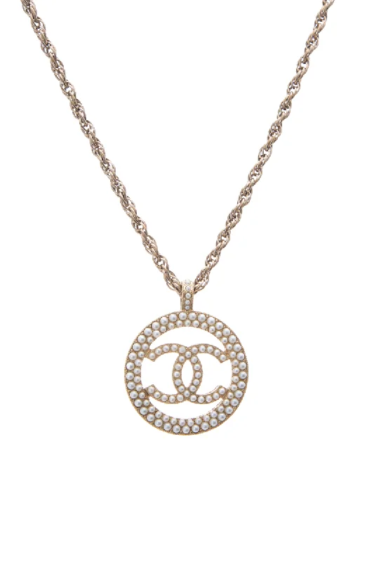 Beautiful necklaces and pendants with geometric shapes for a modern, artistic design-Faux Pearl CC Medallion Necklace