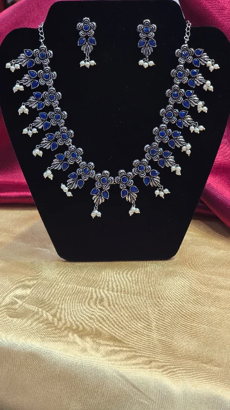 Best necklaces and pendants with crystal accents for a sparkling and elegant style-Amazing Blue Color Flower Shaped Necklace Set