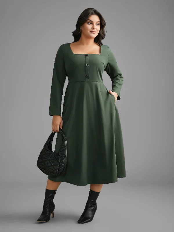 Plus size dresses for chic evenings glow quietly -Square Neck Plain Button Detail Dress