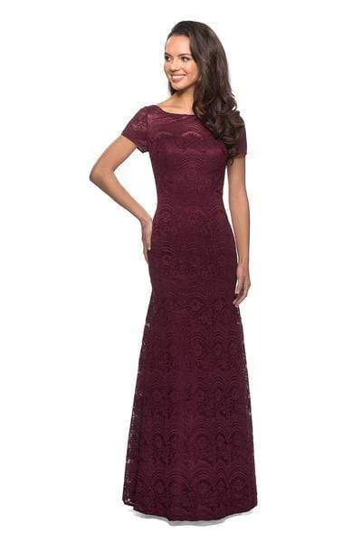 Plus size dresses with bright hues feel lively -La Femme - 26875 Short Sleeve Lace Mother of the Groom Trumpet Dress