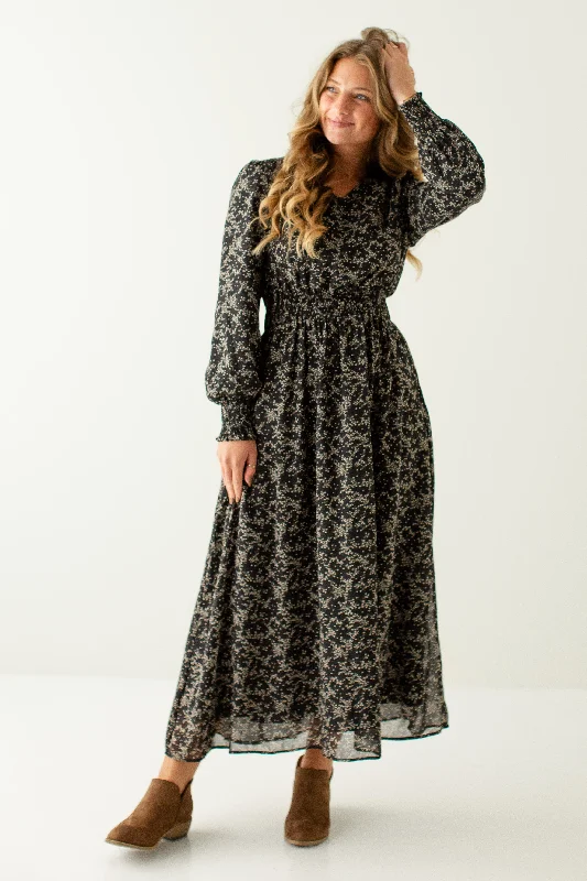 Plus size dresses for office chic stay crisp -'Pamela' Smocked Detail Ditsy Floral Maxi Dress in Black