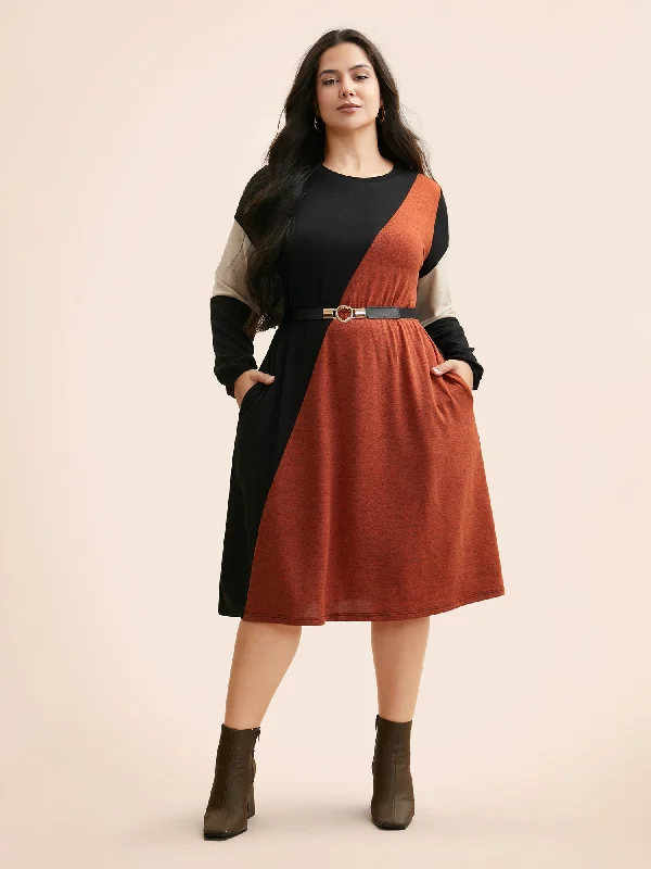 Classic plus size dresses in black suit everything -Contrast Patchwork Lantern Sleeve Dress