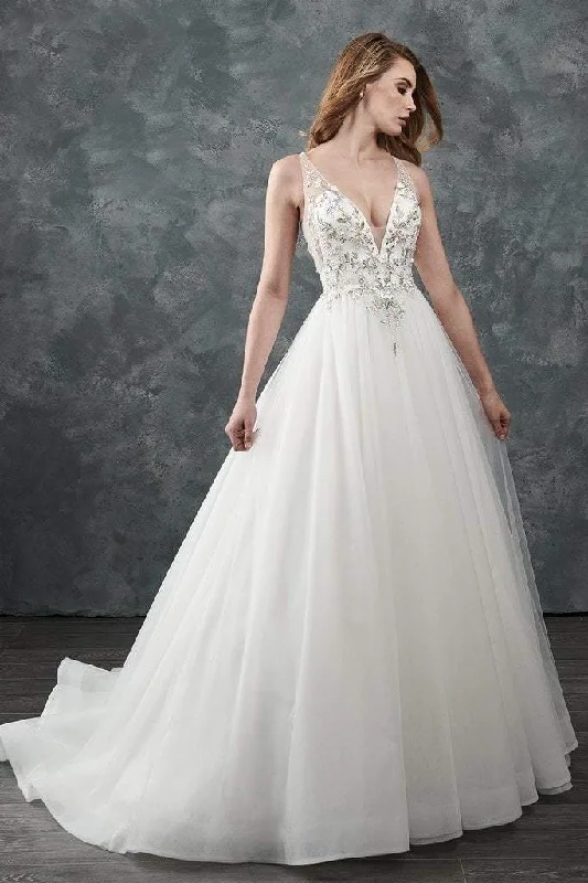 Plus size dresses with adjustable straps fit well -Rachel Allan Bridal - M645 Floral Applique V Neck Tulle Wedding Gown