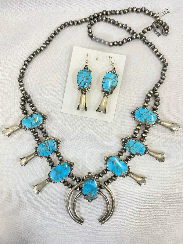 Trendy necklaces and pendants with statement pieces for a bold fashion statement-Kingman Turquoise Necklace Earring Set