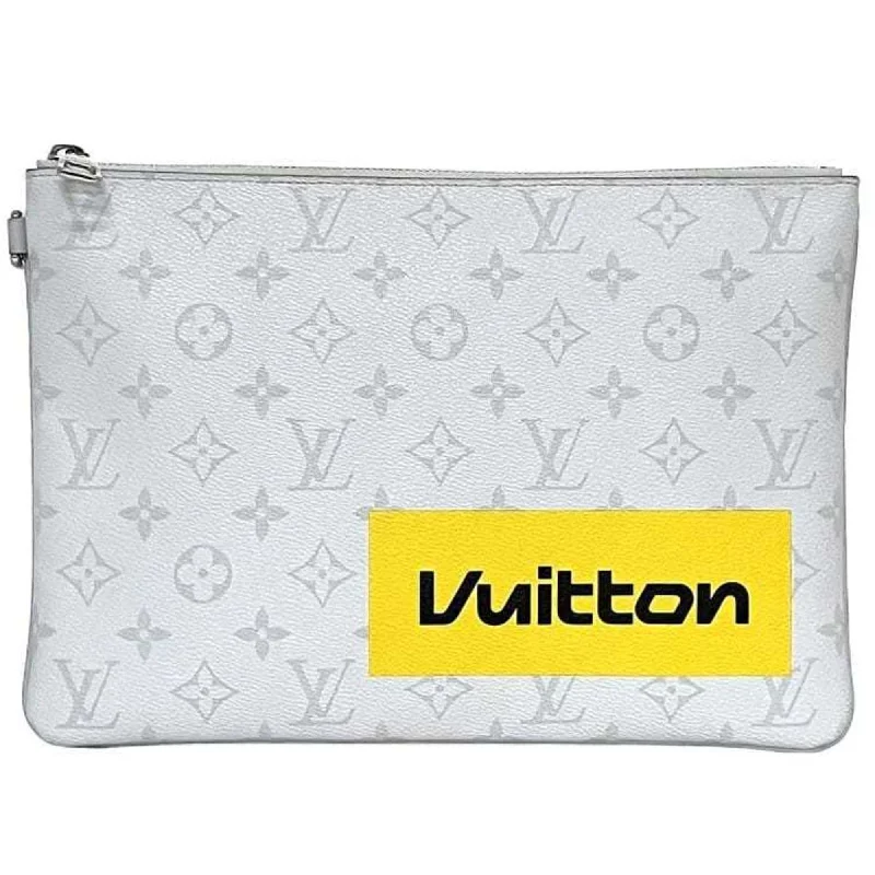 Handle bags with pastel colors for softness -Handle bags with woven leather for a stylish look -Louis Vuitton Monogram   Monogram Clutch Bag (Pre-Owned)