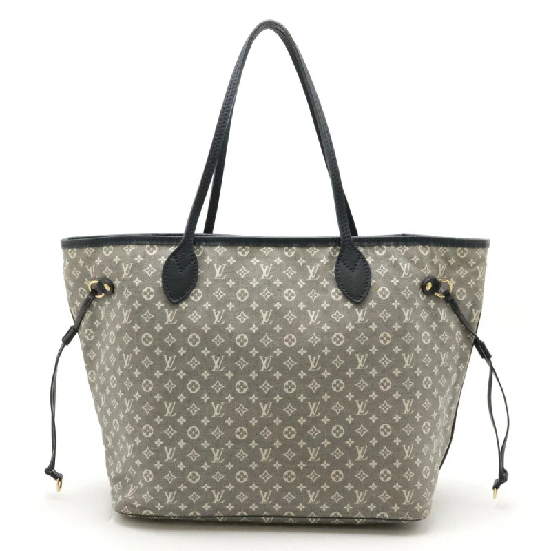 Handle bags with durable hemp for sustainability -Handle bags with soft fabric for a relaxed feel -Louis Vuitton Monogram Idylle  Canvas Shoulder Bag Tote Bag (Pre-Owned)