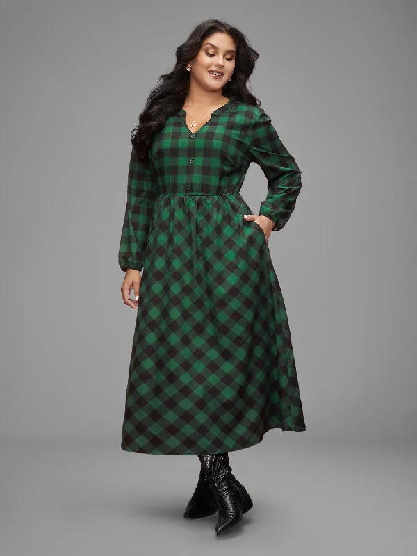 Plus size dresses featuring tie-dye patterns are quirky -Plaid Notched Collar Midi Dress