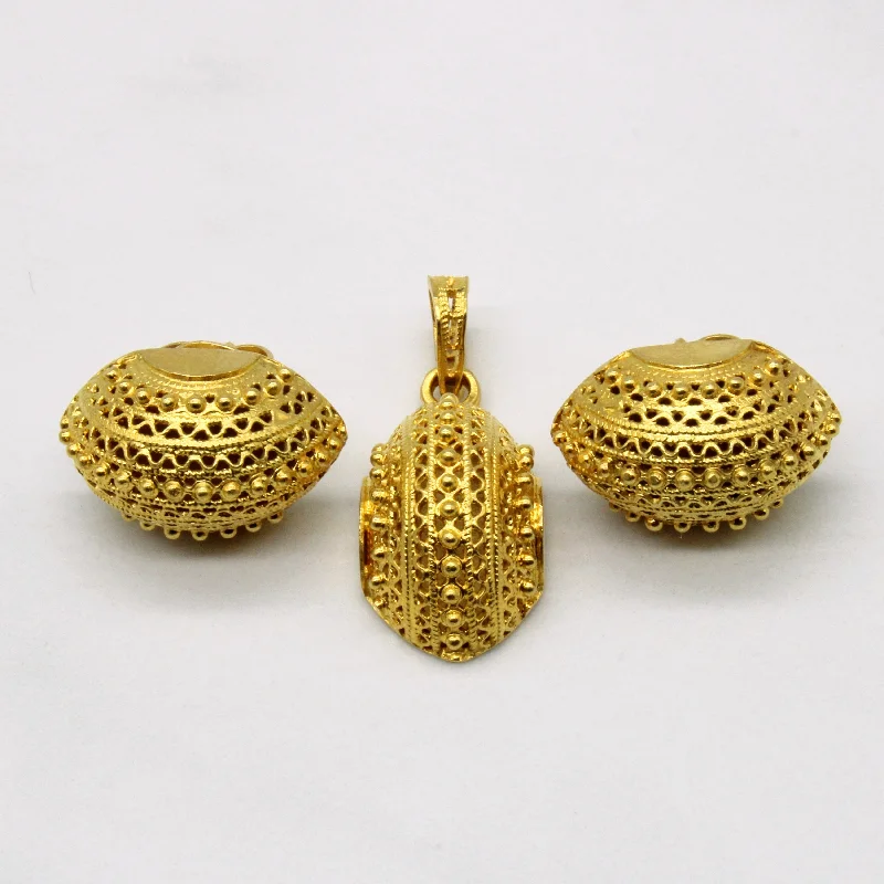 Best hoop earrings with geometric pendants for a modern, chic appeal-18k Yellow Gold Lattice Earrings & Pendant Set